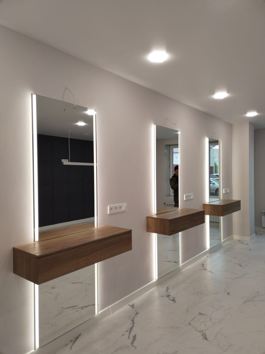 зеркало с подсветкой на заказ